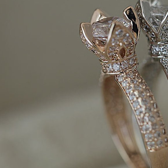 Rose Gold Flower Diamond Ring 925 Sterling Silver Titanium SZ6-10 FAST SHIPPING - Picture 3 of 4